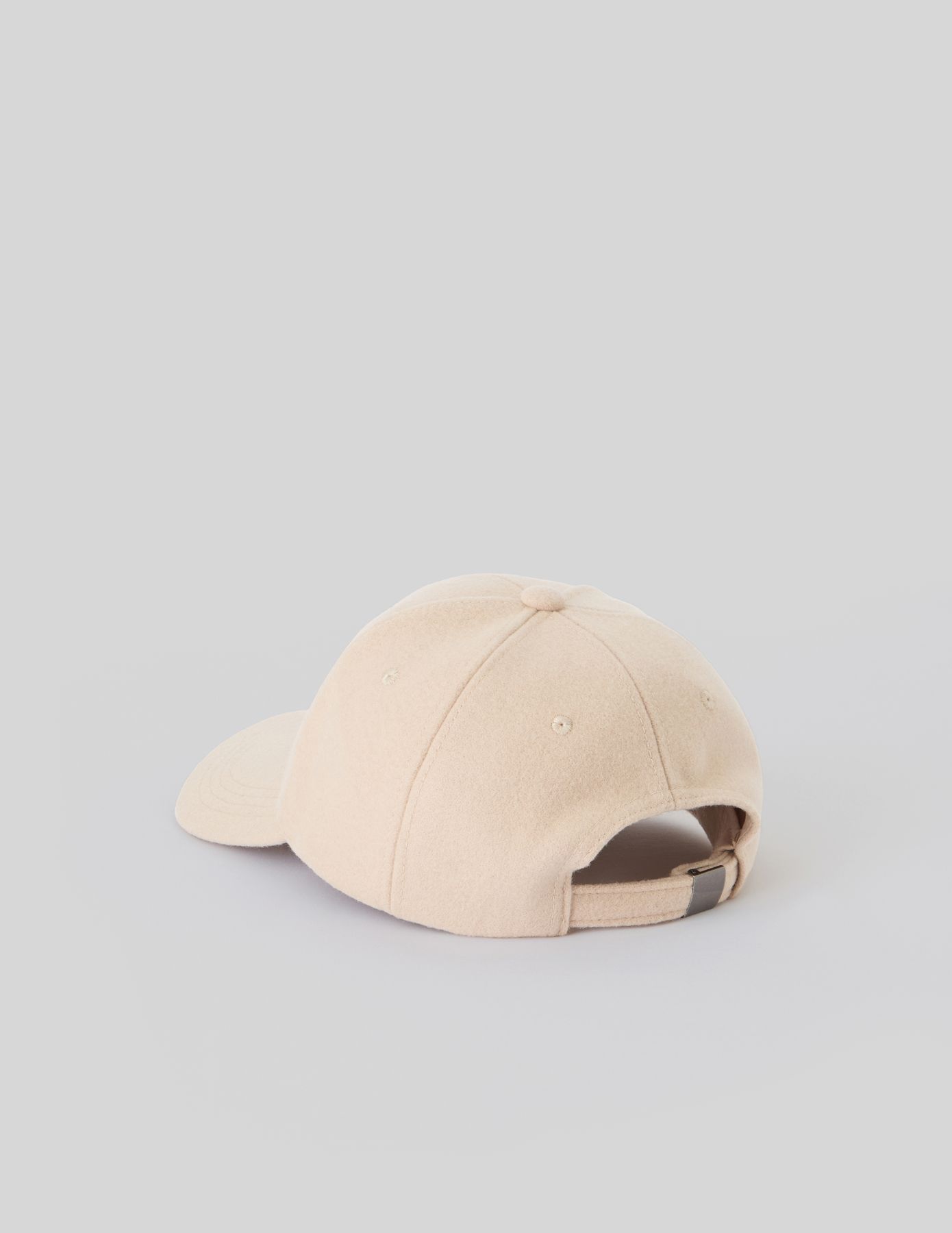 Casquette en laine broderie