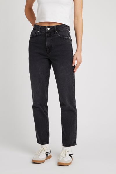 Jean mom fit