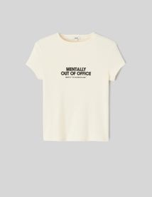 T-shirt baby tee imprim&eacute; poitrine