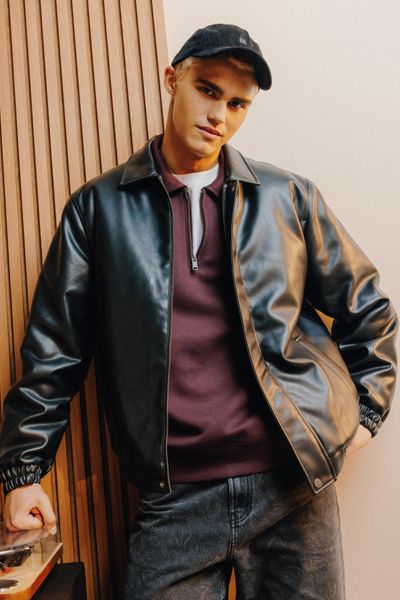 Blouson zippé en tissu enduit