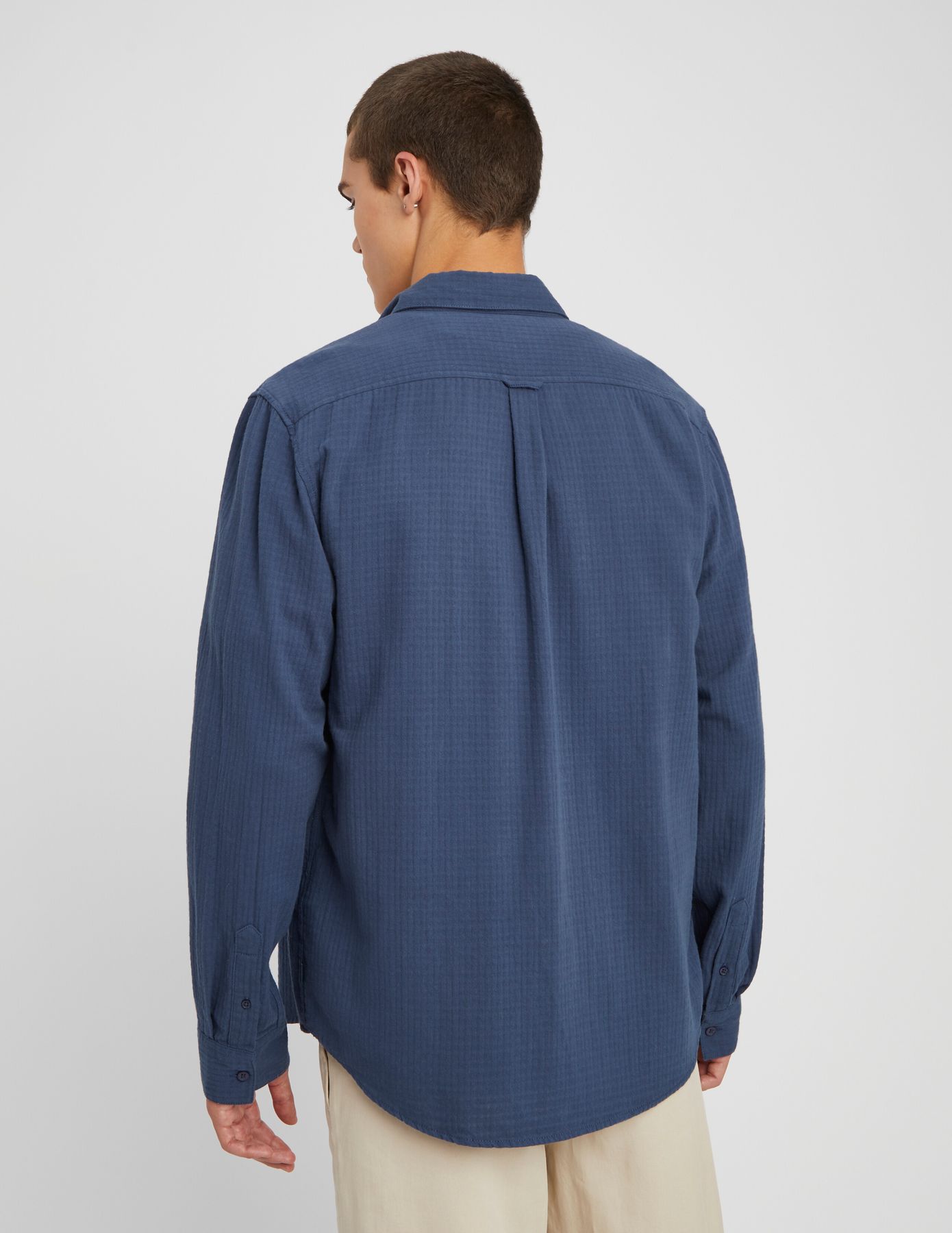 Chemise texturée unie droite