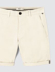 Bermuda chino