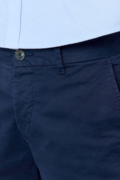 Bermuda chino