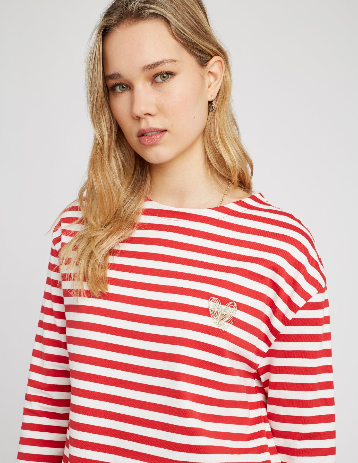 T-shirt brodé rayé