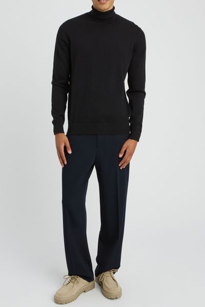 Pull col roul&eacute;