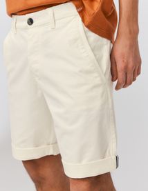 Bermuda chino