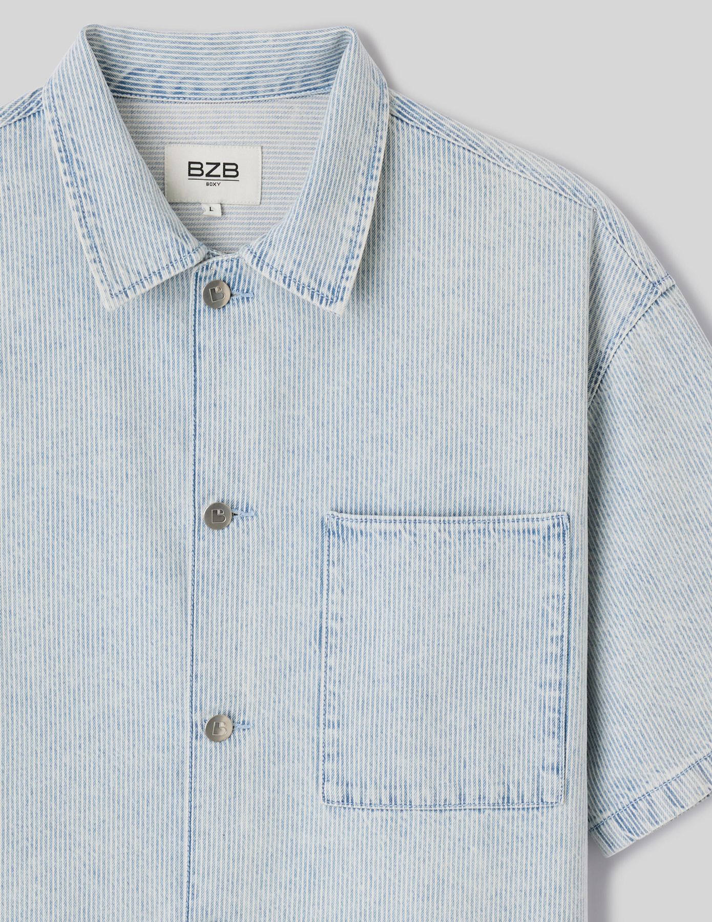 Chemise manches courtes ray&eacute;e