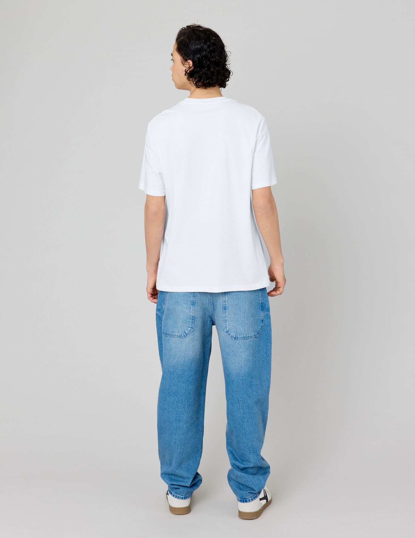 T-shirt message