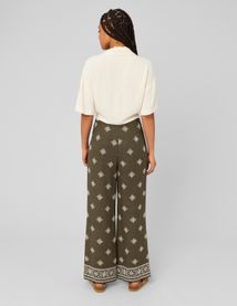 Pantalon brod&eacute;