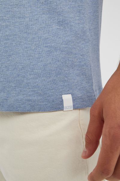 T-shirt chin&eacute;