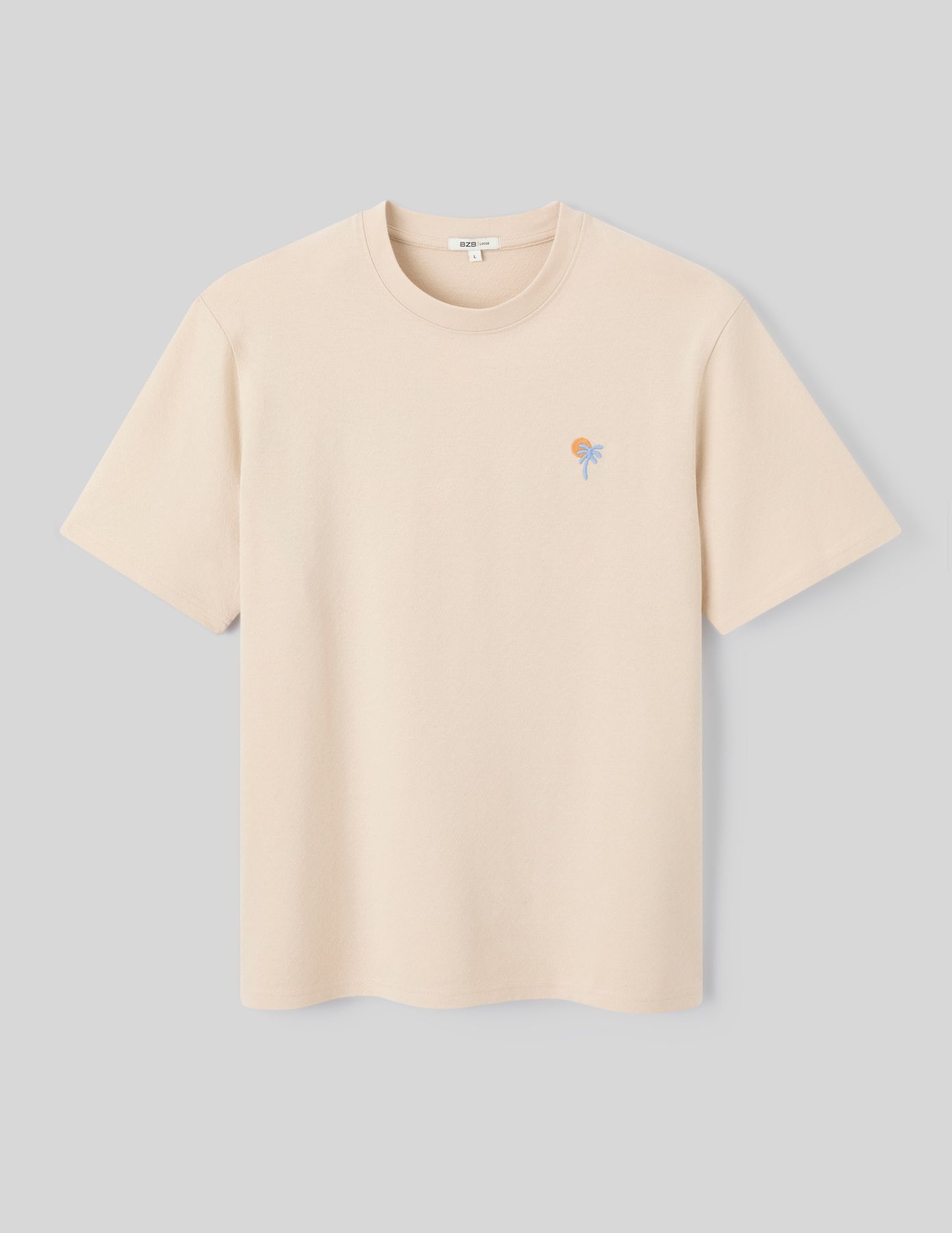 T-shirt broderie poitrine