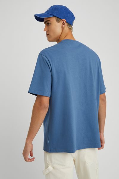 T-shirt broderie poitrine