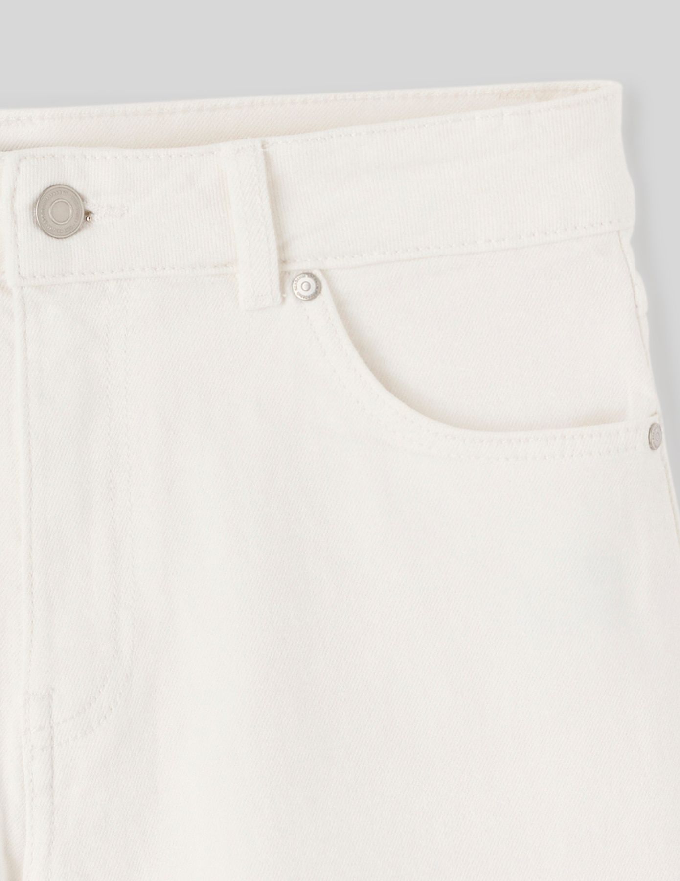 Short en jean raw cut