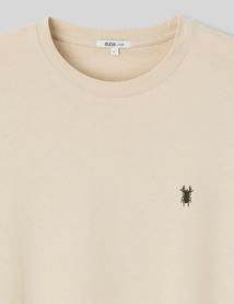 T-shirt broderie poitrine