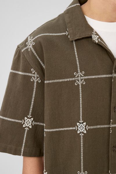 Chemise manches courtes brod&eacute;e