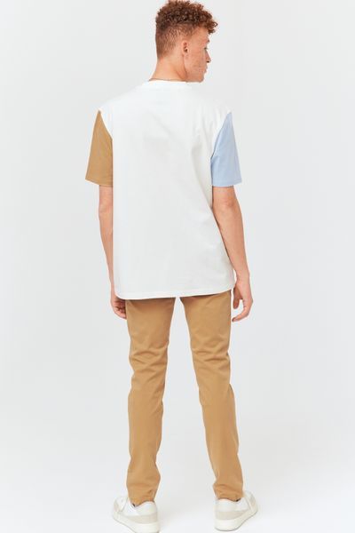 Pantalon chino ajusté