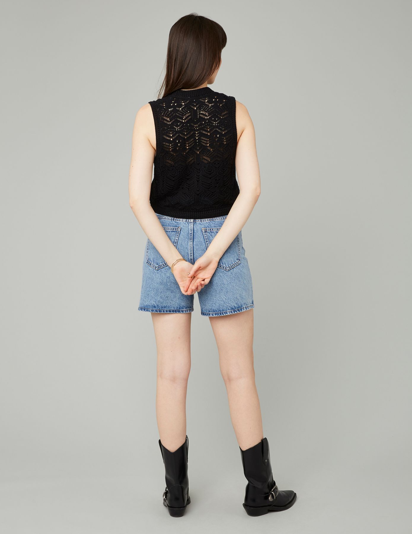 Gilet sans manches en crochet