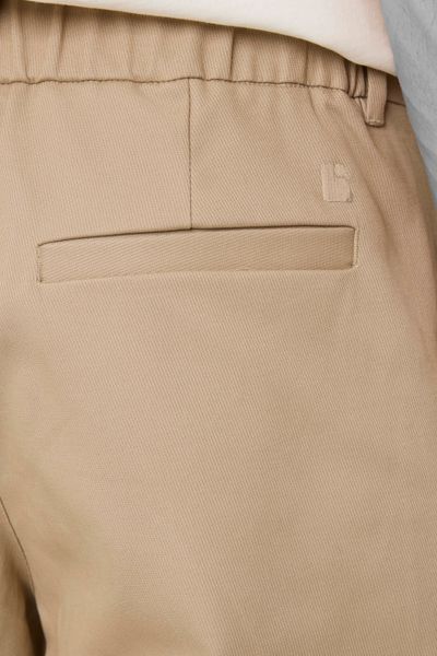 Pantalon chino &agrave; pinces