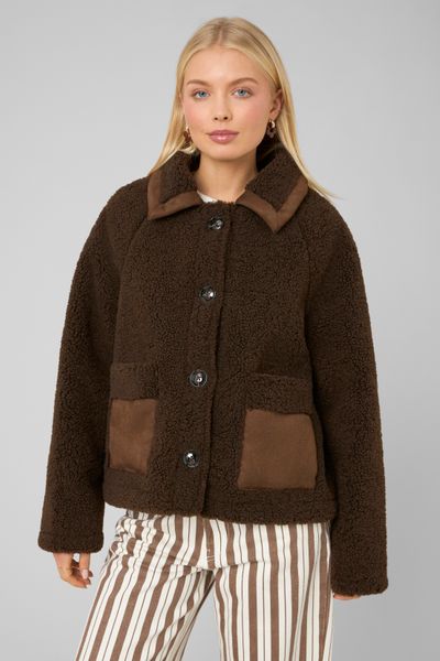 Veste en sherpa d&eacute;tails su&eacute;dine