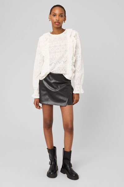 Jupe short en tissu enduit