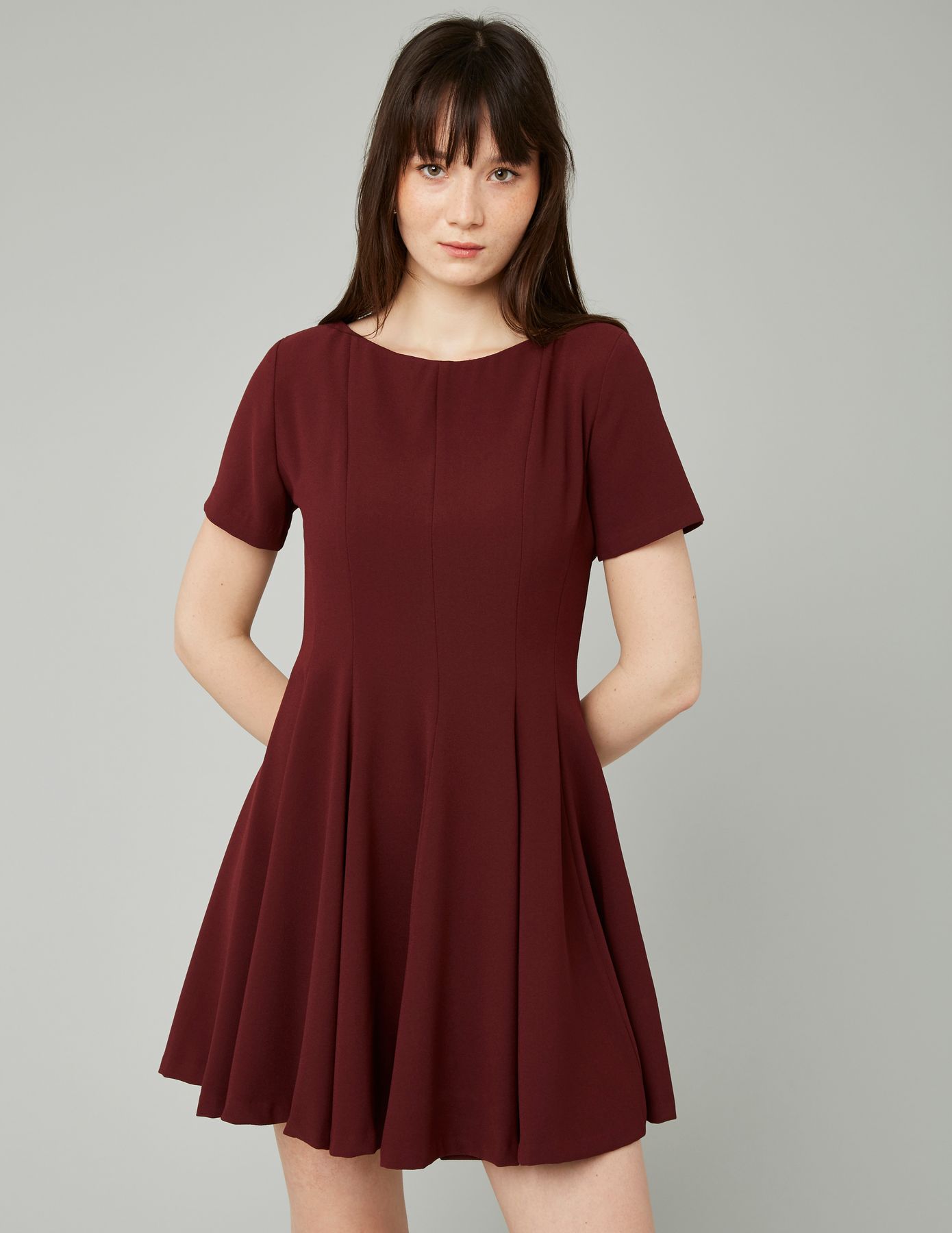Robe courte patineuse en polyester recyclé