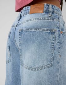 Jean baggy &agrave; revers
