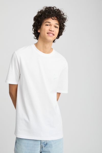 T-shirt brodé