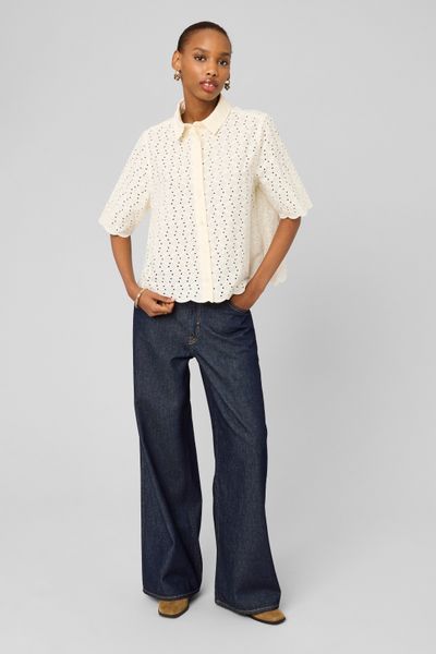 Chemisette en broderie anglaise