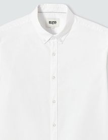 Chemise unie ajustée