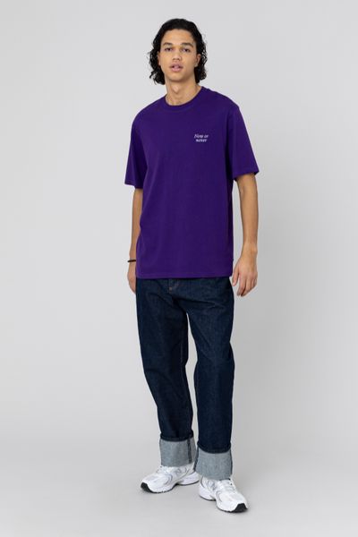 T-shirt broderie poitrine