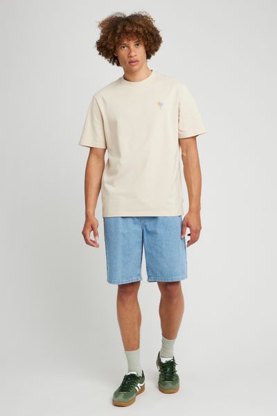 T-shirt broderie poitrine