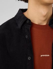 Chemise en velours c&ocirc;tel&eacute;