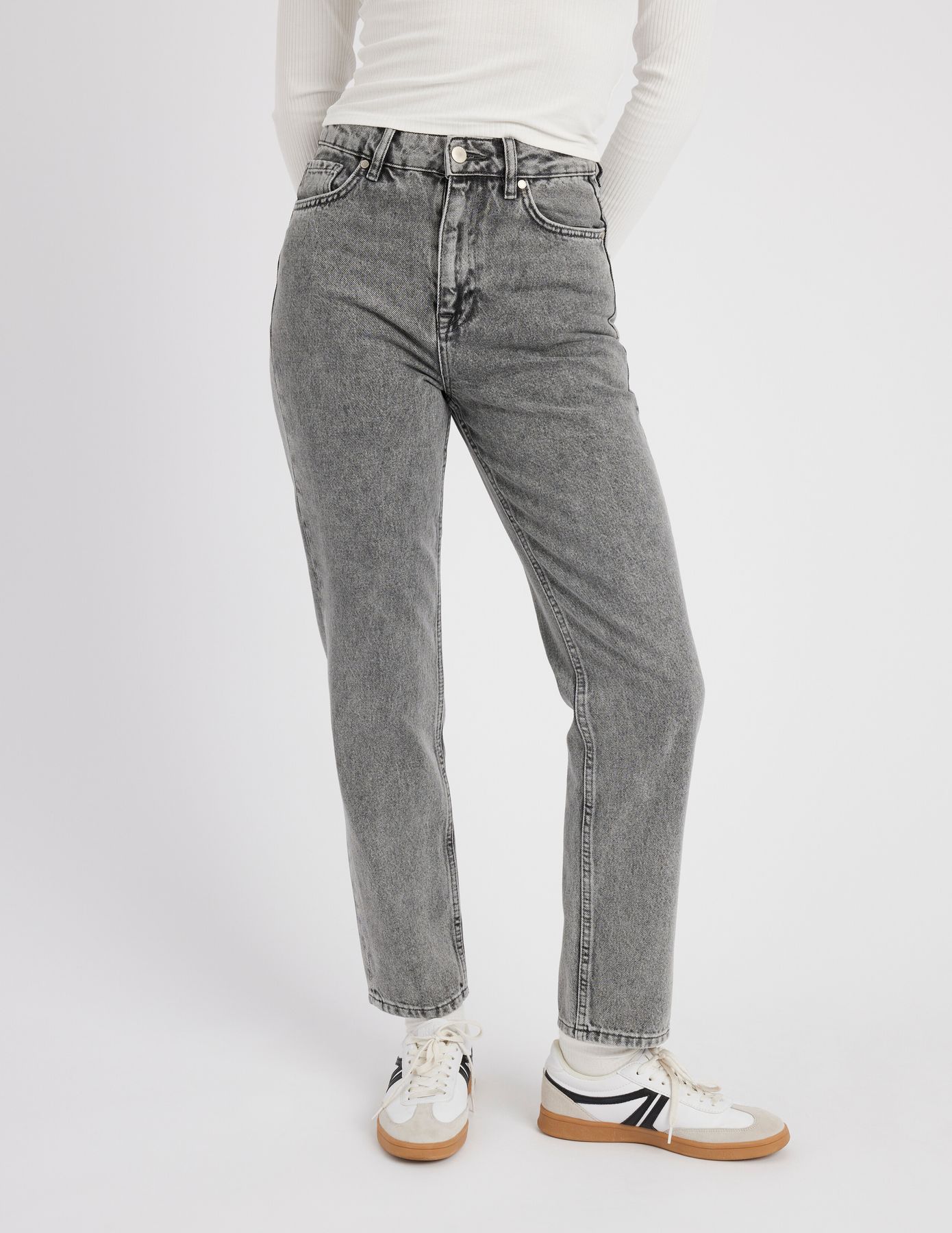Jean mom fit