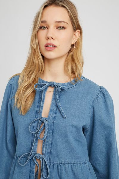 Chemise en denim à nœuds
