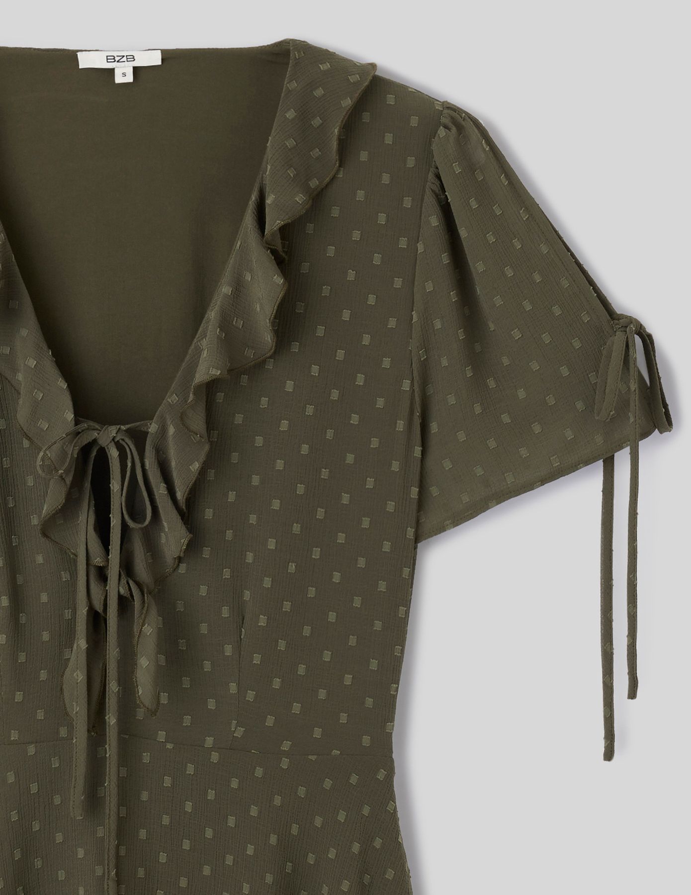 Robe courte en plumetis