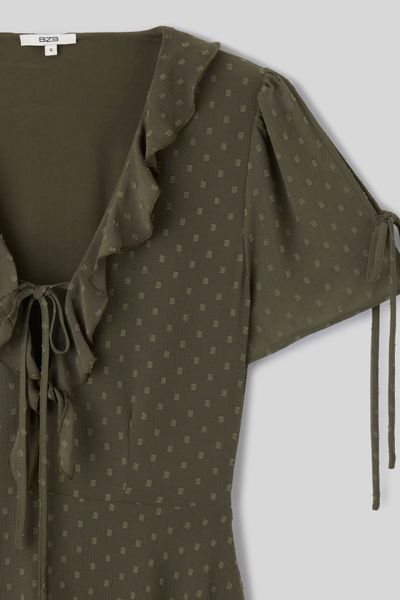 Robe courte en plumetis