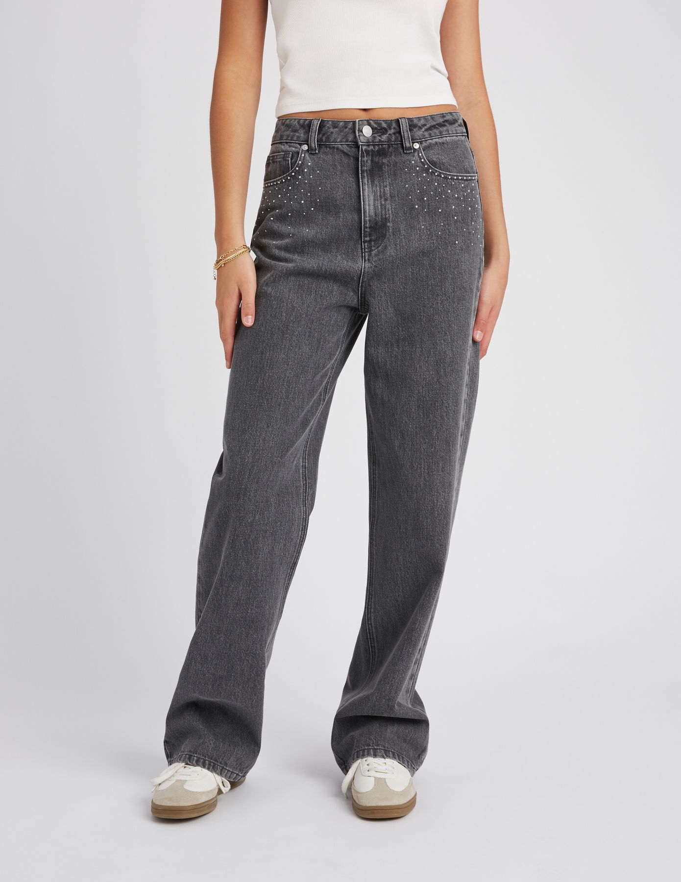 Jean straight &agrave; strass