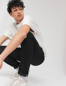 Pantalon chino ajusté