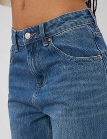 Jean baggy &agrave; revers