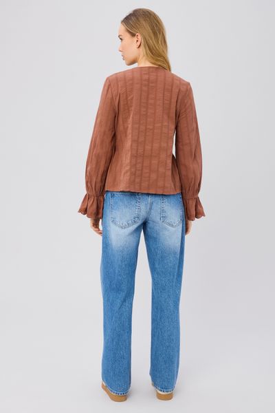 Blouse &agrave; nouer