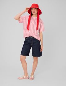 T-shirt ray&eacute; et imprim&eacute;