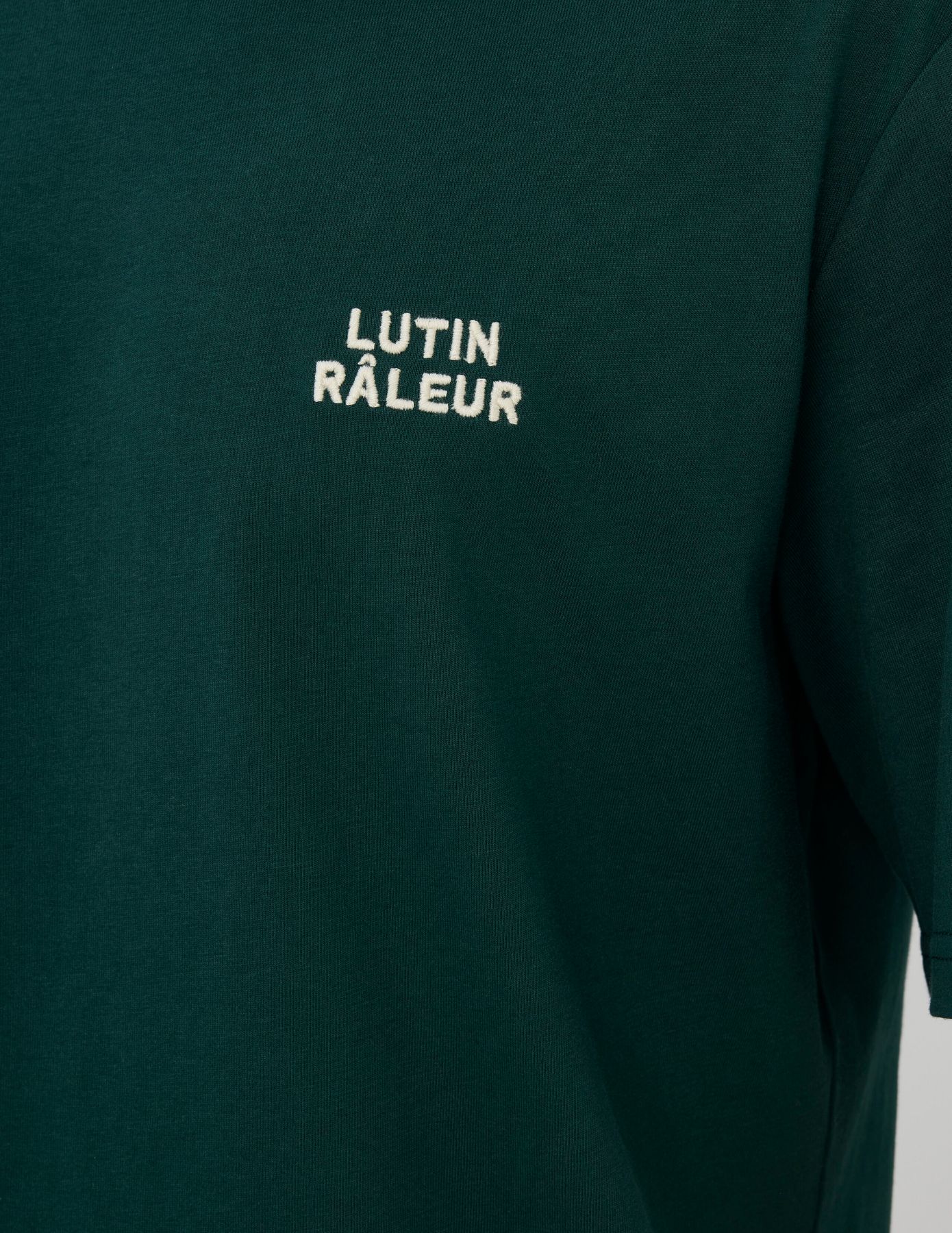 T-shirt broderie poitrine