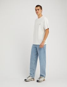 T-shirt broderie poitrine