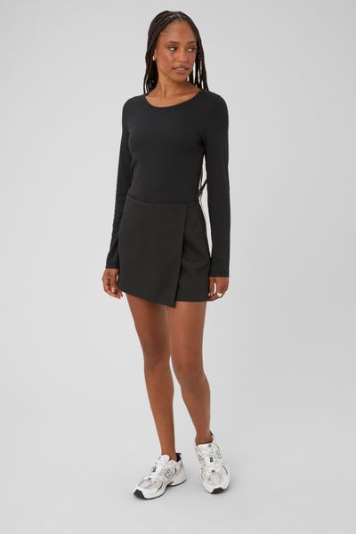 Jupe short portefeuille &agrave; strass