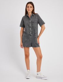 Combishort en jean &agrave; strass