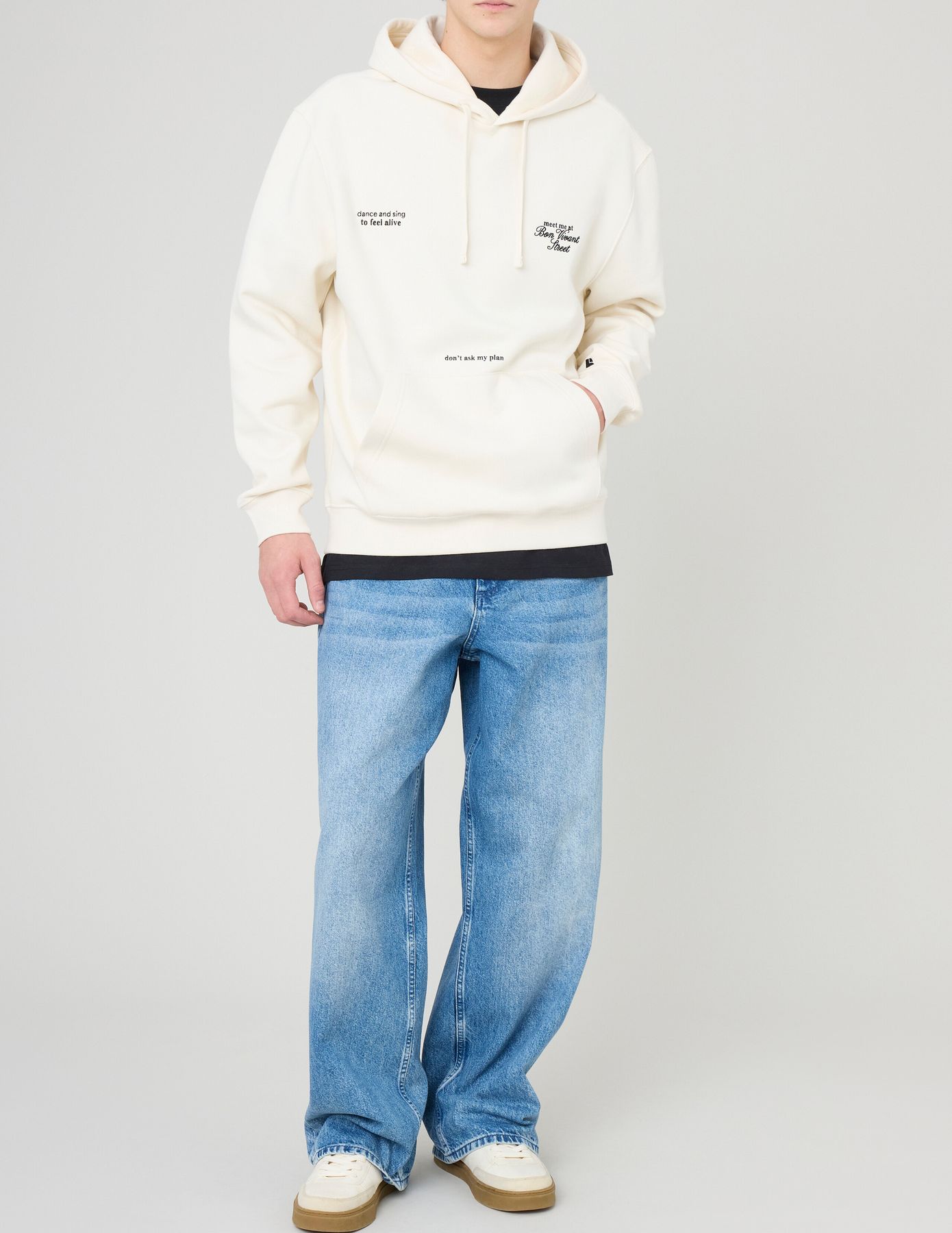 Sweat broderie
