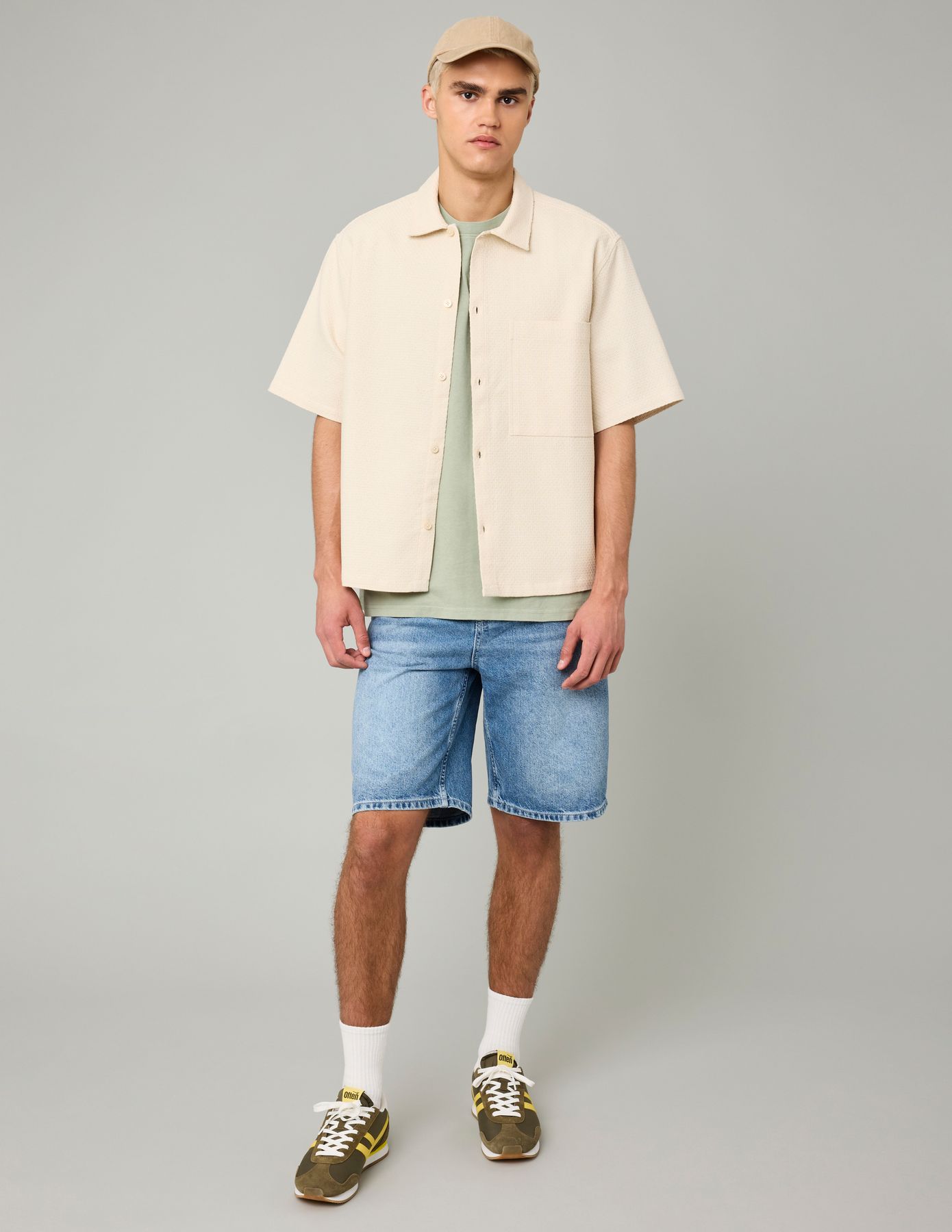Chemise manches courtes texturée