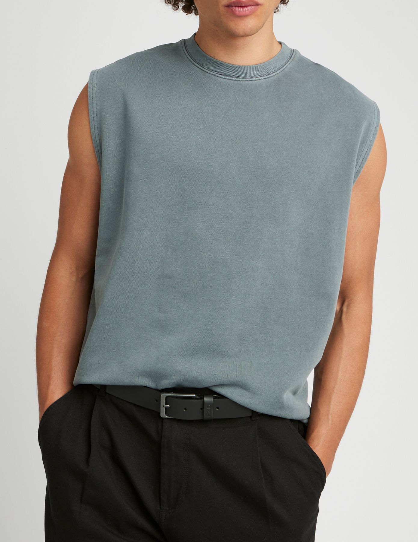 D&eacute;bardeur garment dye