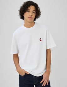 T-shirt broderie poitrine