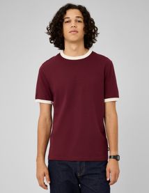 T-shirt bords contrast&eacute;s